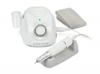 Usuwanie stylizacji z paznokci (dłonie)